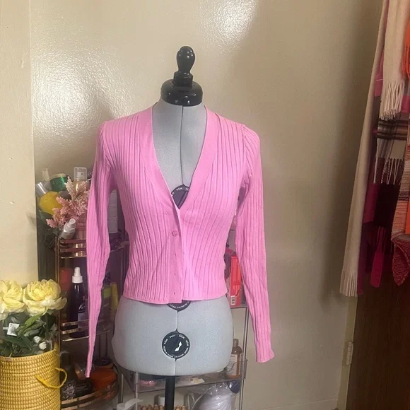 Universal Thread Pink Women's Cardigan - Picture 2 of 7